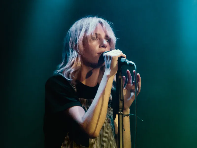 Maya Hawke tickets